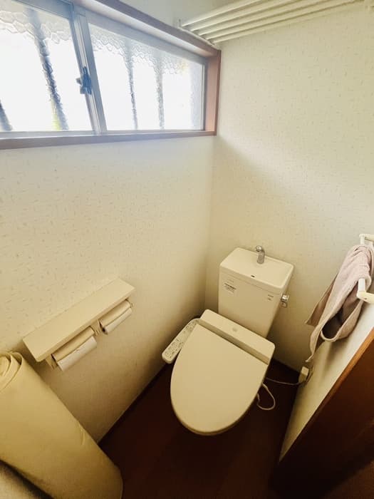 Room image 10