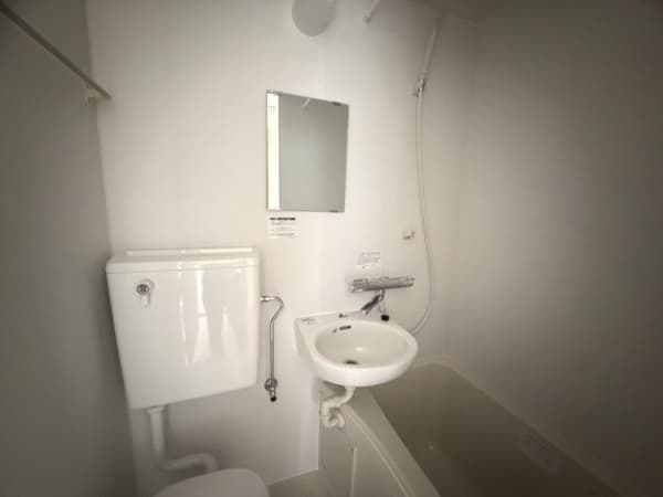Room image 10