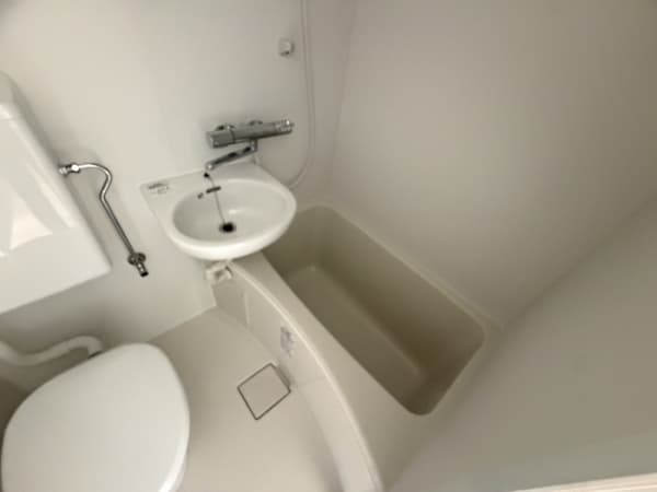 Room image 11