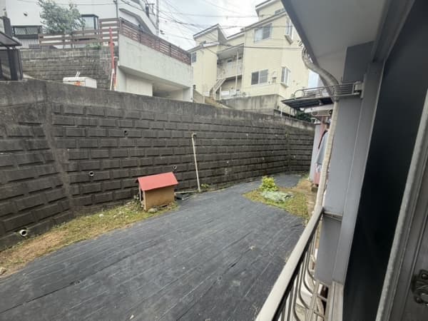 Room image 12