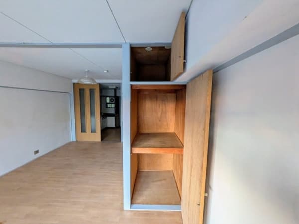 Room image 8