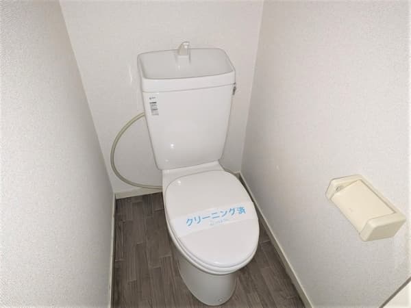 Room image 10