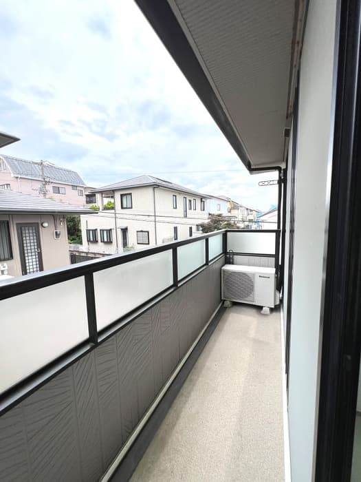 Room image 9