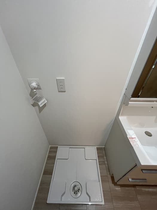 Room image 13