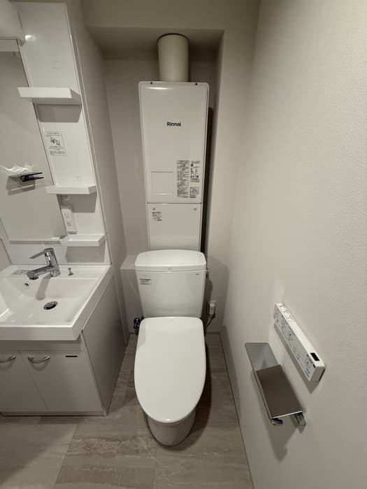 Room image 13