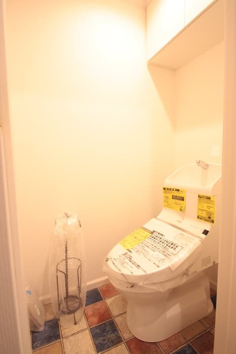 Room image 8