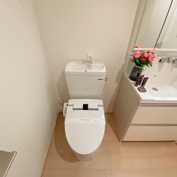 Room image 12