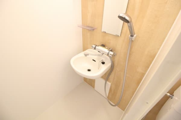 Room image 12