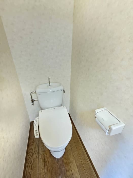 Room image 11
