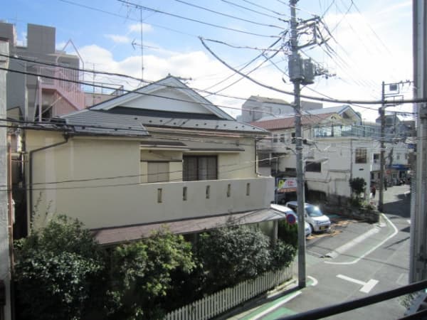 Room image 9