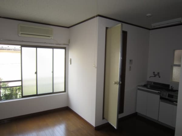 Room image 11