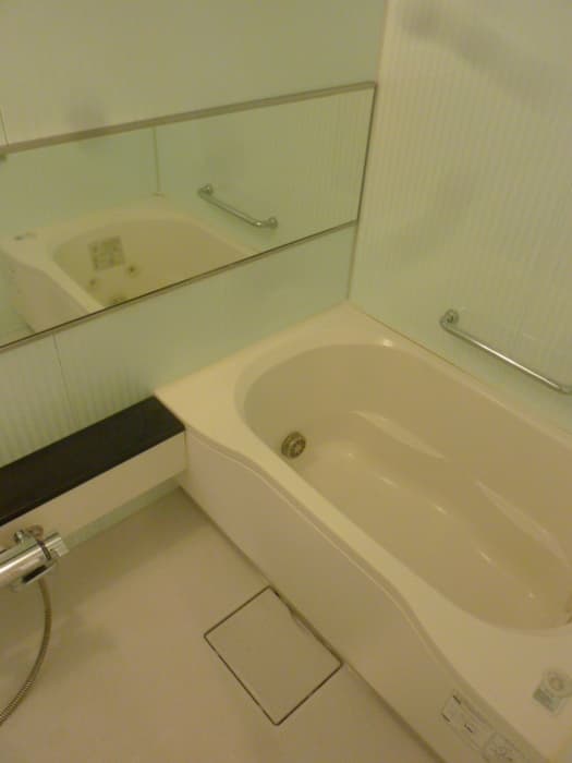 Room image 12