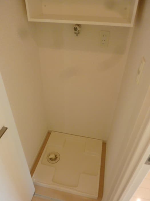 Room image 13