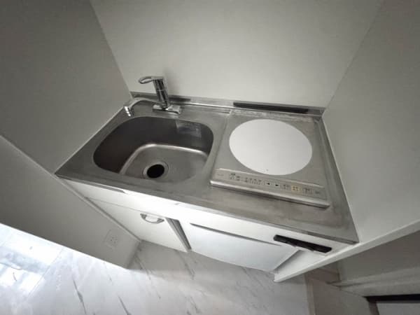 Room image 12