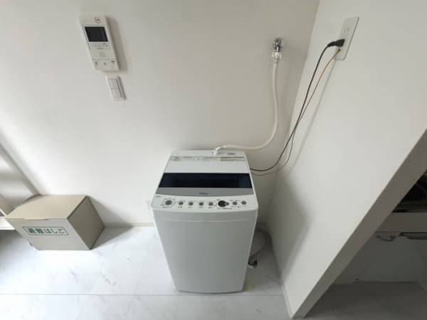 Room image 14