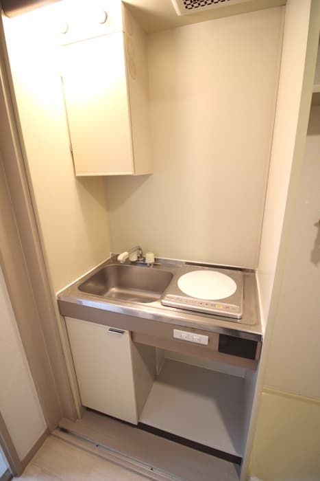 Room image 8