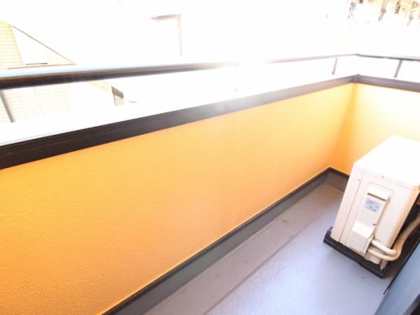 Room image 10