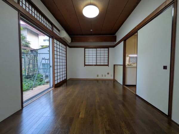 Room image 9