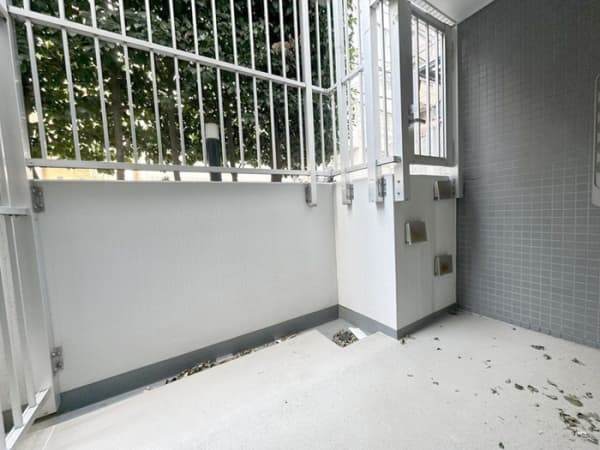 Room image 13