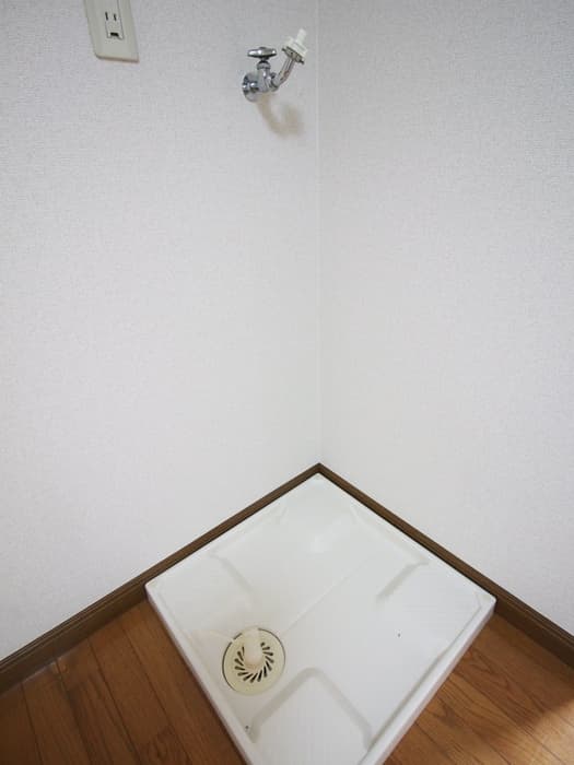 Room image 13