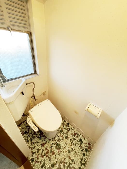 Room image 12