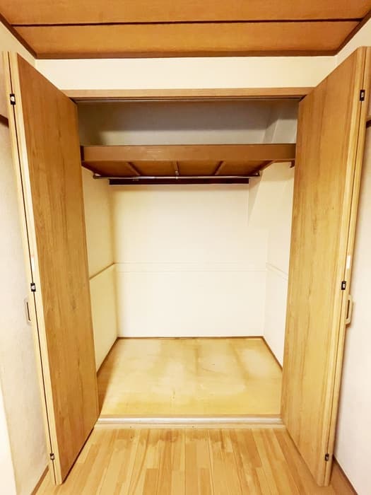 Room image 13