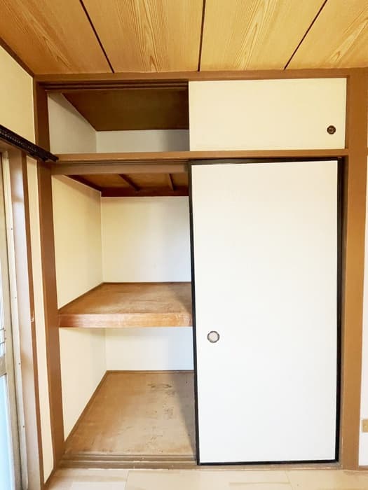 Room image 14