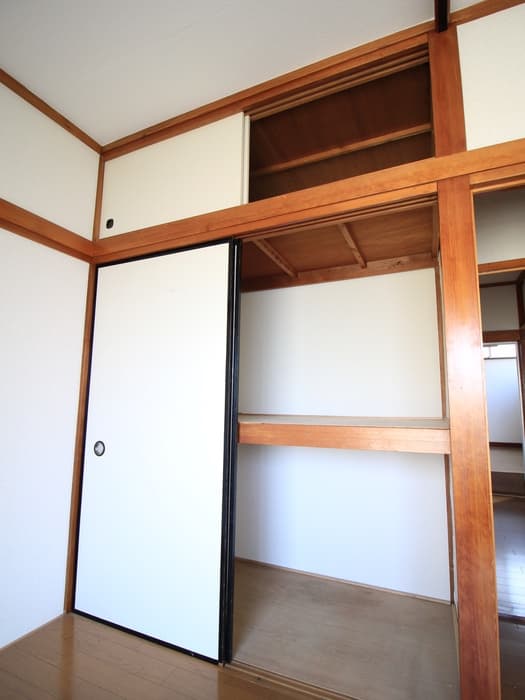 Room image 13