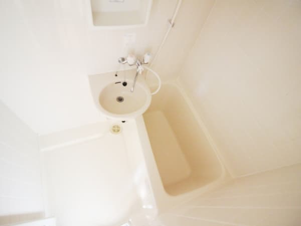 Room image 9