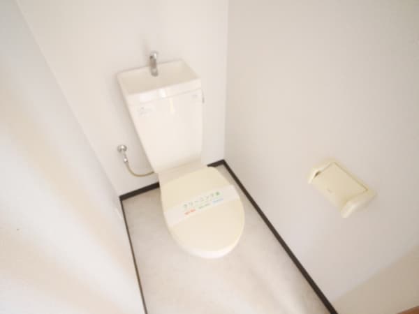 Room image 10