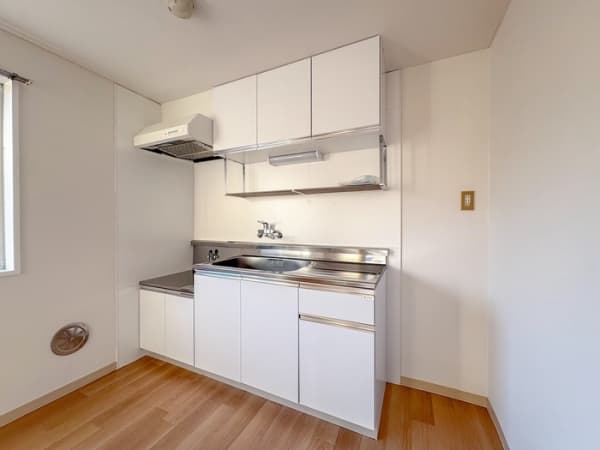 Room image 11