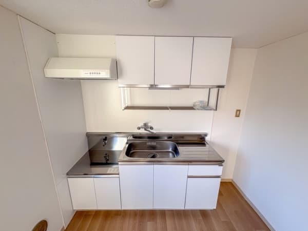 Room image 12