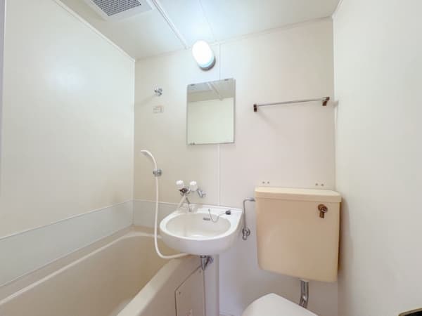 Room image 14