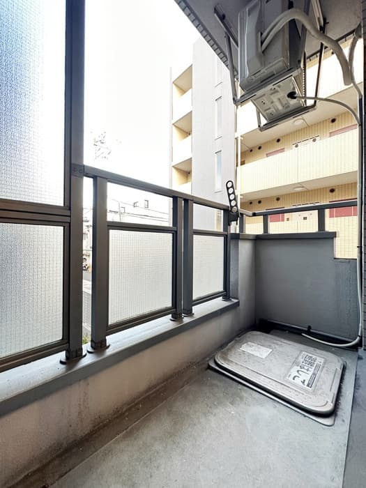 Room image 13
