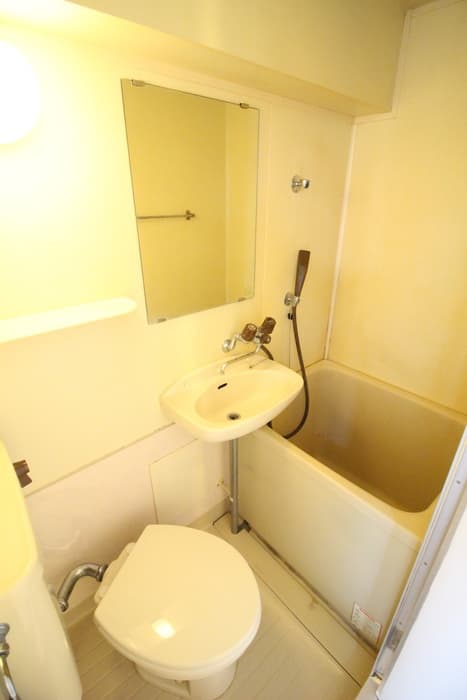 Room image 8
