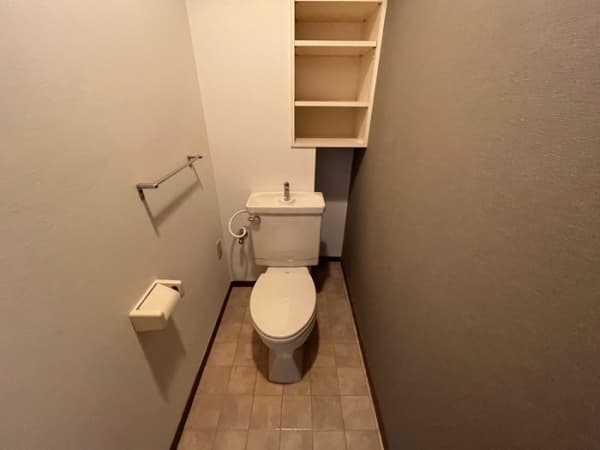 Room image 13