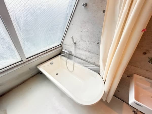 Room image 8