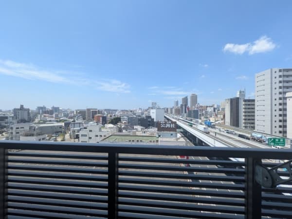 Room image 11