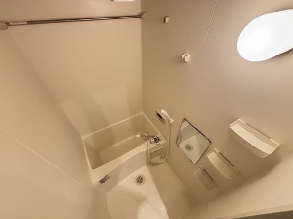 Room image 10