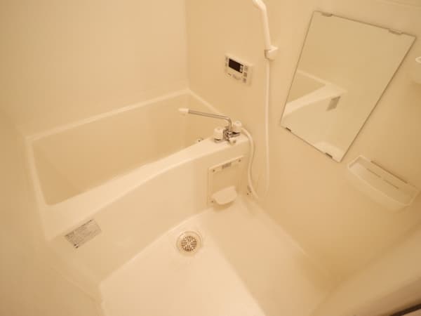 Room image 11