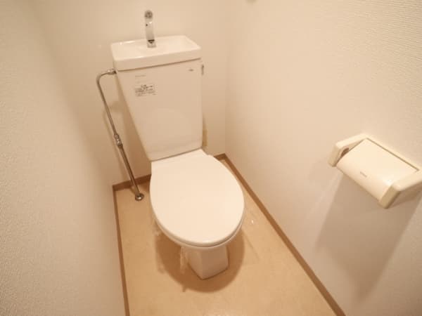 Room image 12