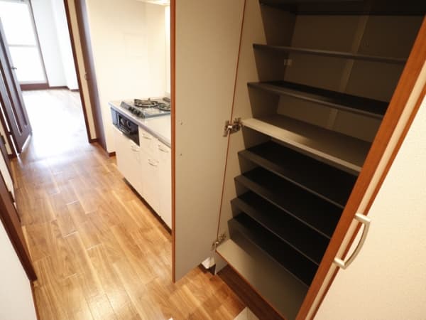 Room image 13