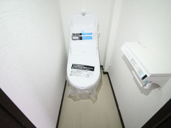 Room image 12