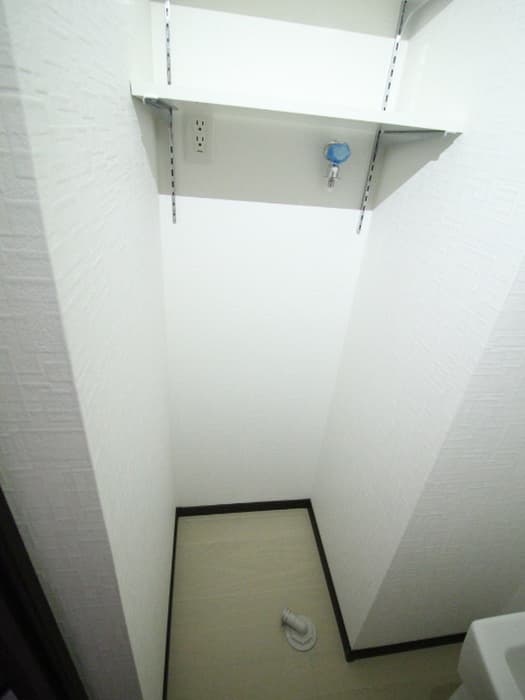 Room image 13