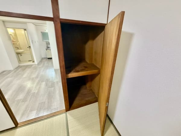Room image 12