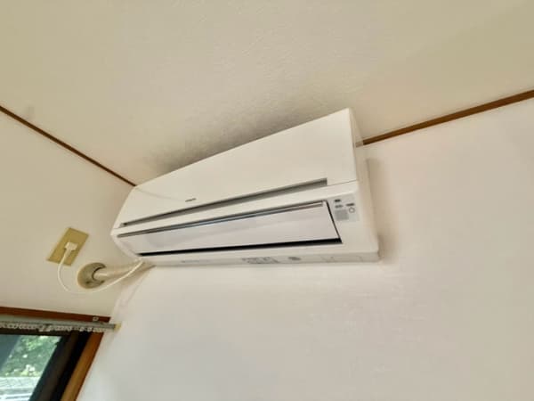 Room image 13