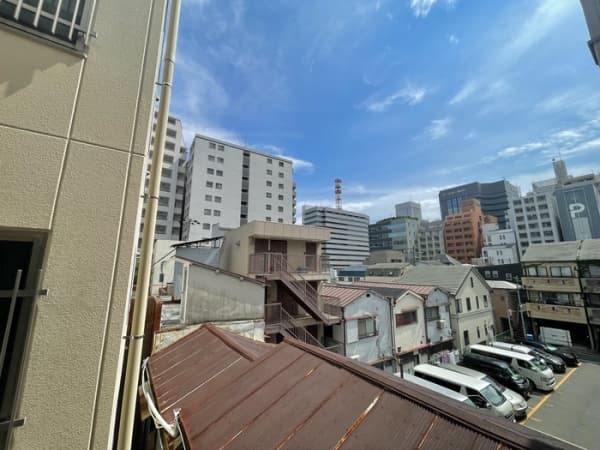 Room image 13