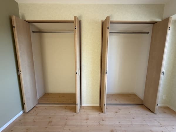 Room image 14