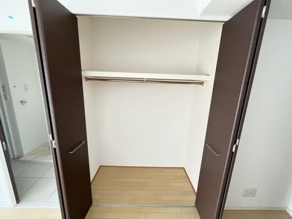 Room image 13