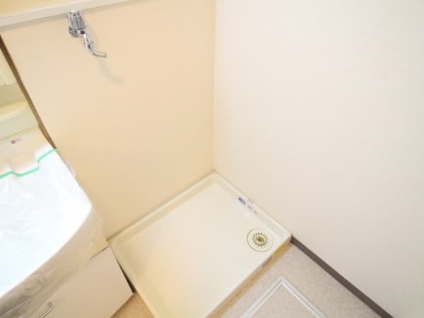 Room image 11